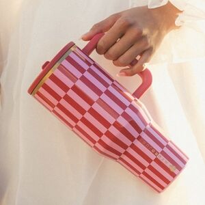 Be Mine Hydrojug 💘❣️ 40OZ